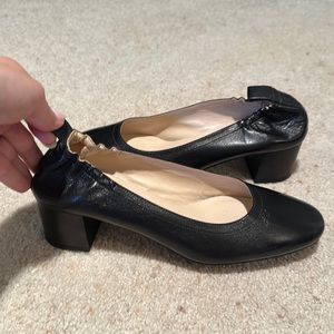 Everlane black leather heels